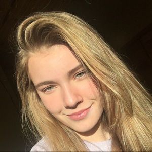 Meet your Posher, Andi